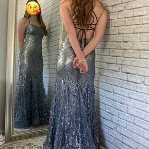 Camille La Vie Prom Pageant silver/gray sequin dress sz. 5